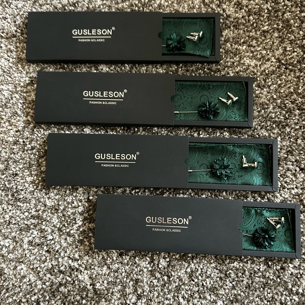 *NEW* Dark Green Pocket Square, Tie Clip & Cufflink Set, 4 Sets Total